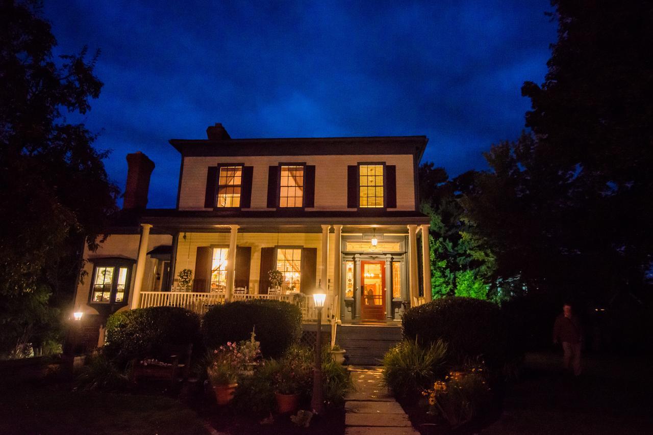 Montgomery The Borland House Inn מראה חיצוני תמונה